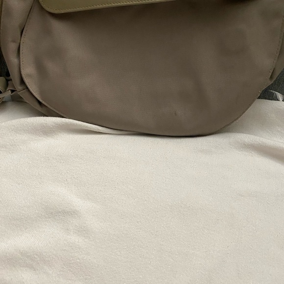 EUC Ameribag Khaki Sling Bag - Picture 4 of 8